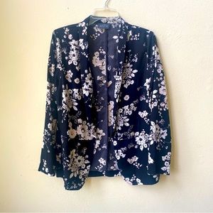 ASTR Floral open blazer